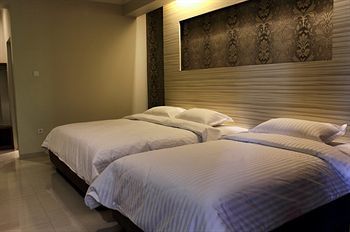 De'Corner Guest House Маланг Экстерьер фото