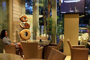 De'Corner Guest House Маланг Экстерьер фото