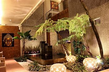 De'Corner Guest House Маланг Экстерьер фото